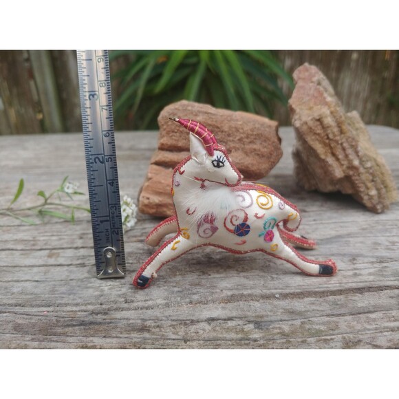 Vintage Miniature Embroidered Silk Stuffed Gazelle - Picture 10 of 10